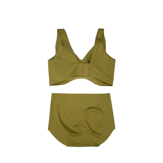 Mukkammal-set-in-green-back