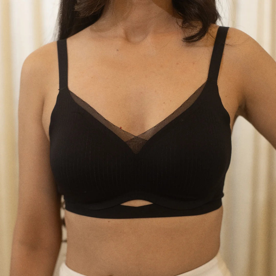Nazakat_Seamless_Bra_In_Black